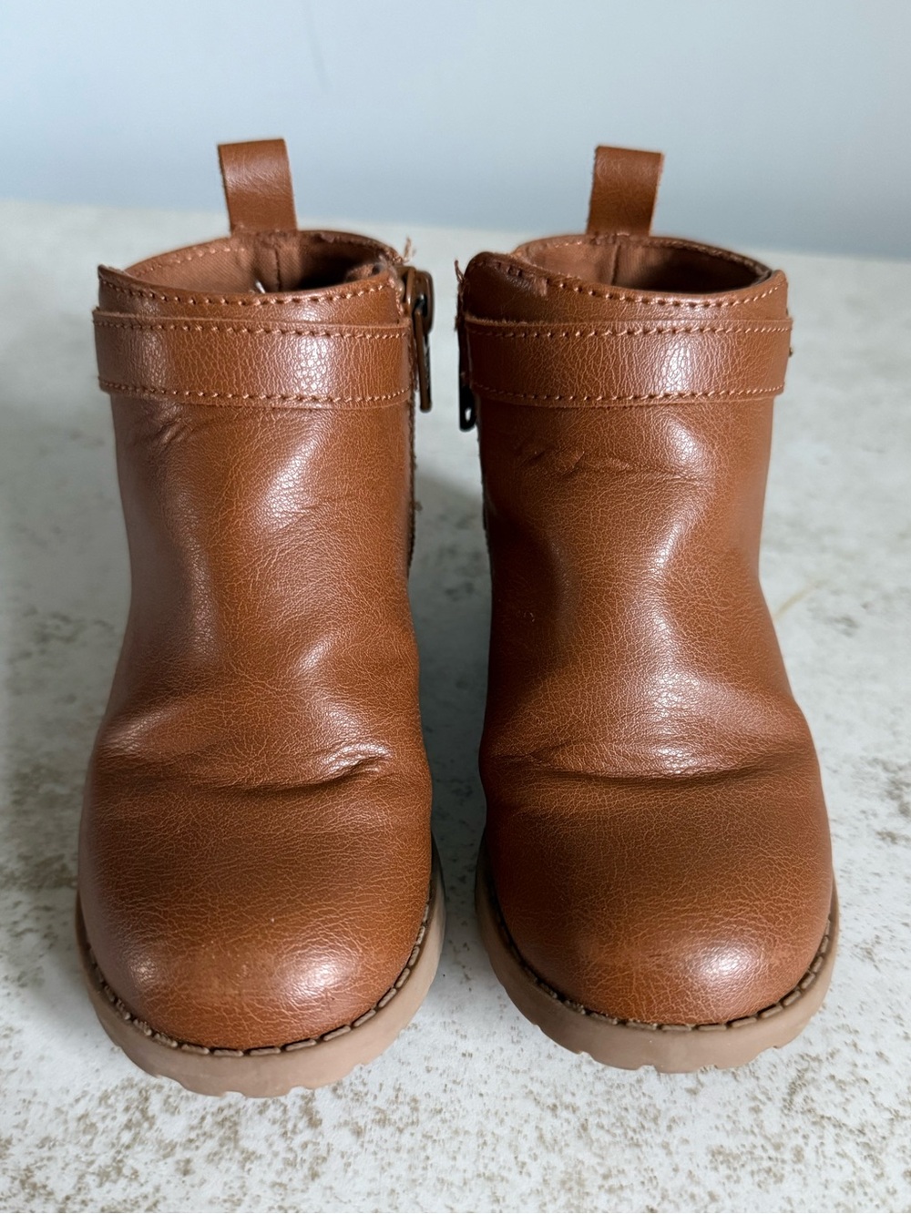 Old Navy Toddler Ankle Booties, Size 8 - Picture 3 of 12